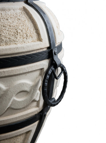 Тандыр Сармат Есаул с термометром в Севастополе