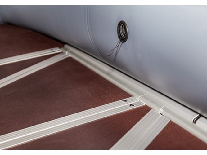 Надувная лодка ПВХ Polar Bird 385M в Севастополе