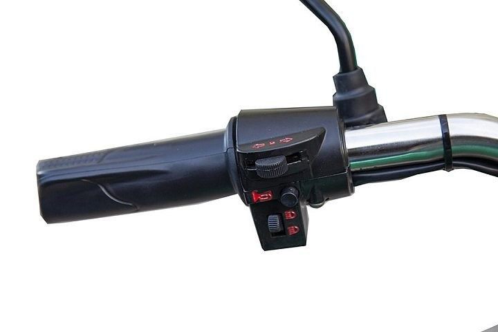 Грузовой электрический трицикл RuTrike Вояж К1 в Севастополе