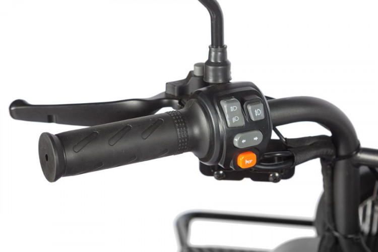 Пассажирский электротрицикл Wanshida LC300 в Севастополе