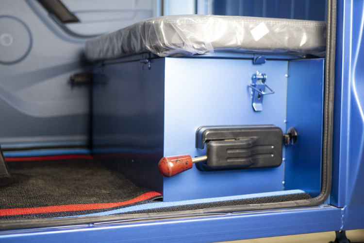 Грузовой электротрицикл Rutrike КАРГО Кабина 1500 в Севастополе