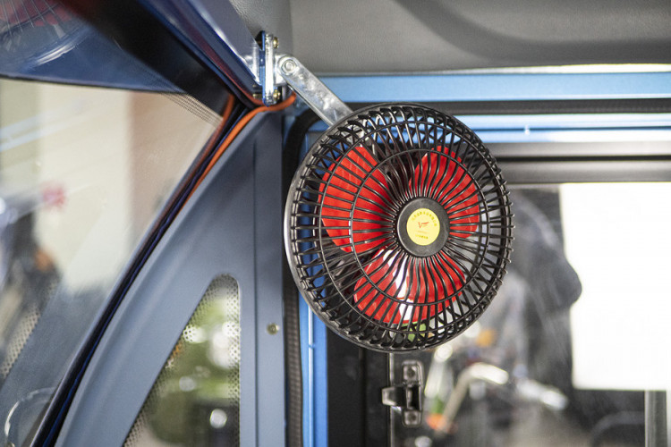 Грузовой электротрицикл Rutrike КАРГО Кабина 1500 в Севастополе